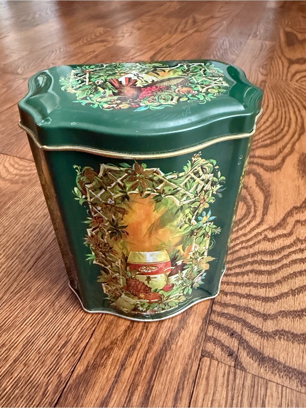 Vintage 1981 Avon Christmas Tin Collectible Canister Holiday Decor